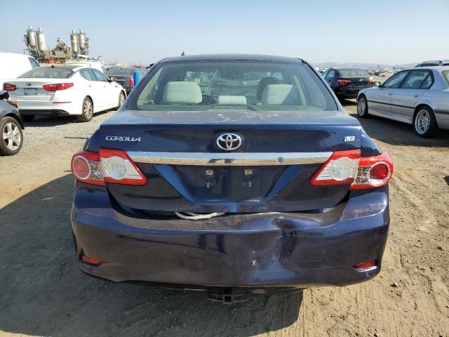 5YFBU4EE5DP153901 - 2013 TOYOTA COROLLA BASE Blau Foto 6