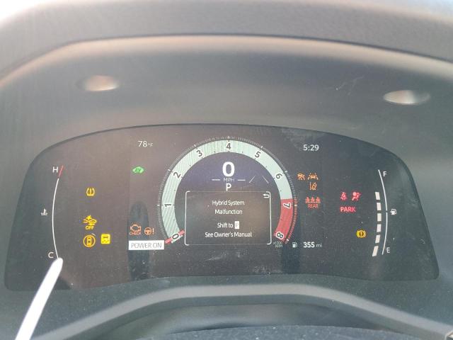 4T1DAACKXSU619794 - 2025 TOYOTA CAMRY XSE WHITE photo 9