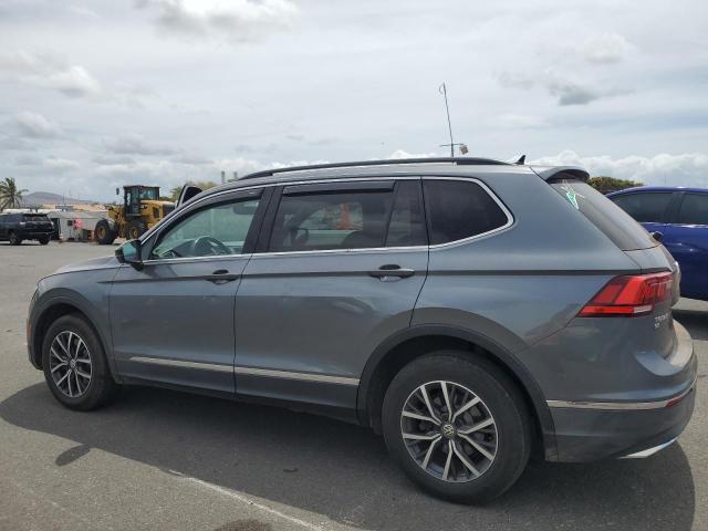 3VV3B7AX9JM210012 - 2018 VOLKSWAGEN TIGUAN SE GRAY photo 2