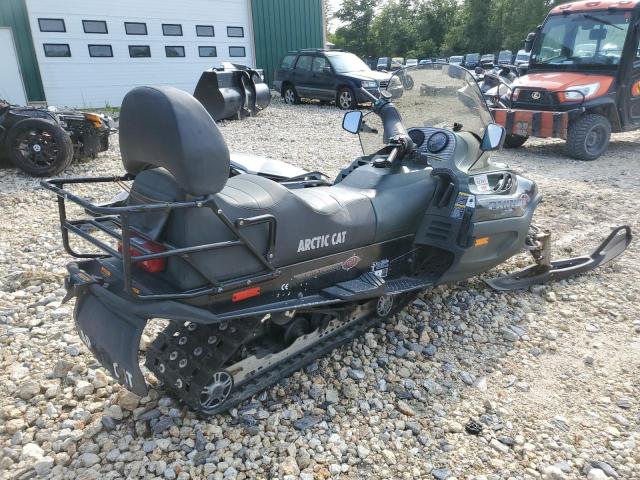 4UF02SNW52T125962 - 2002 ARCC SNOWMOBILE BLACK photo 4