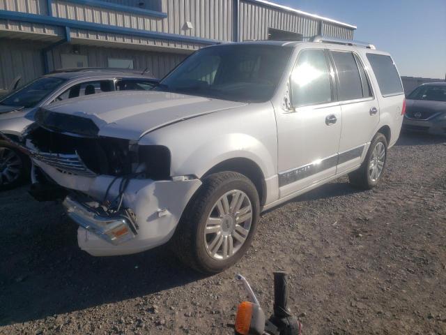 5LMJJ2J52BEJ04592 - 2011 LINCOLN NAVIGATOR 白色 照片 2