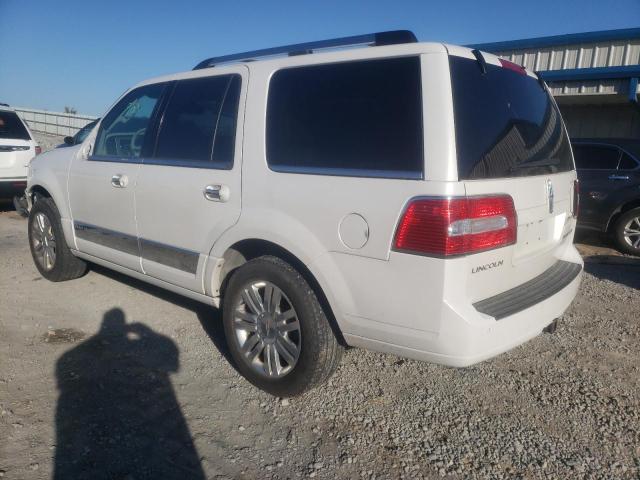 5LMJJ2J52BEJ04592 - 2011 LINCOLN NAVIGATOR 白色 照片 3