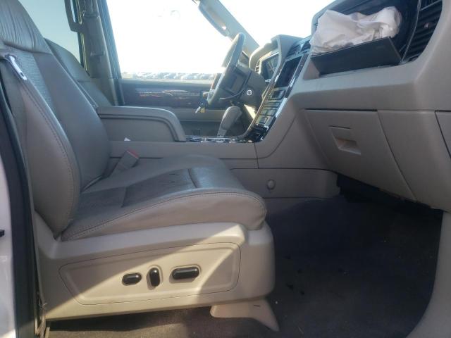 5LMJJ2J52BEJ04592 - 2011 LINCOLN NAVIGATOR 白色 照片 5