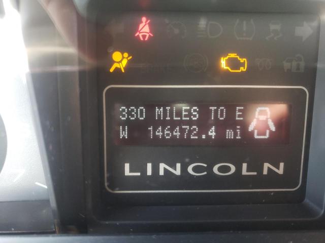 5LMJJ2J52BEJ04592 - 2011 LINCOLN NAVIGATOR 白色 照片 8