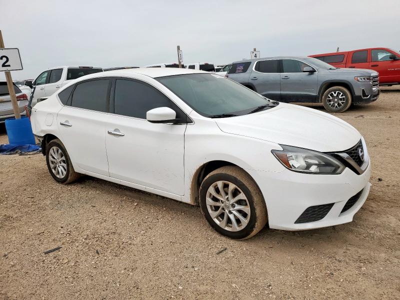 3N1AB7AP4JL642828 - 2018 NISSAN SENTRA S 白色 照片 4