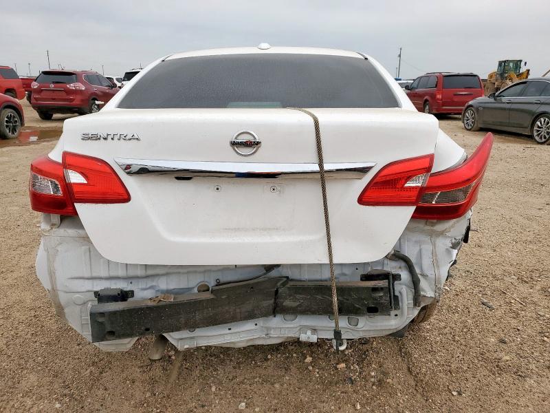 3N1AB7AP4JL642828 - 2018 NISSAN SENTRA S 白色 照片 6