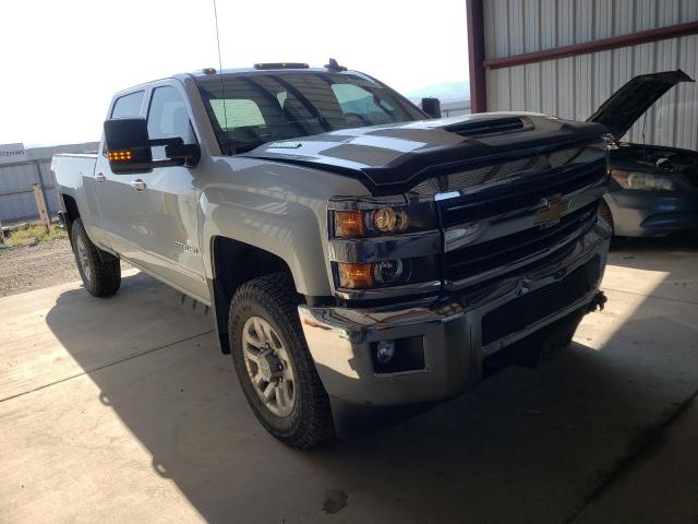 1GC4KZCY4JF218765 - 2018 CHEVROLET SILVERADO K3500 LT SILVER photo 4