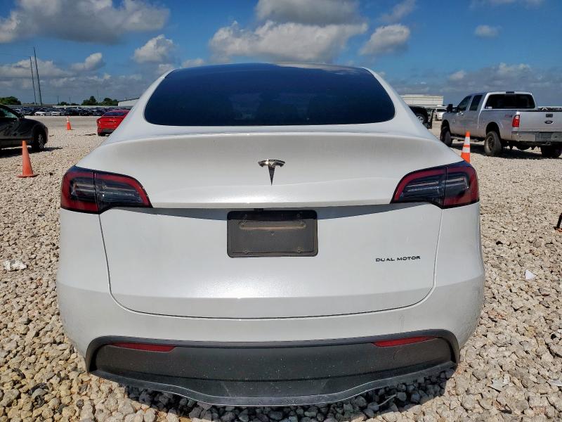 7SAYGDEEXPA178732 - 2023 TESLA MODEL Y WHITE photo 6