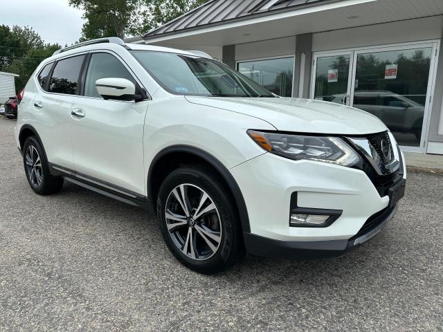 2017 NISSAN ROGUE SV, null