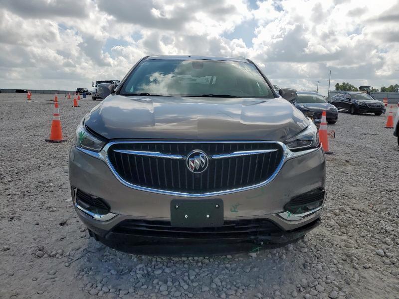 5GAERBKW0JJ181445 - 2018 BUICK ENCLAVE ESSENCE Boz foto 5