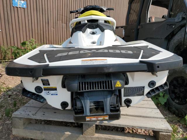 YDV21677D616 - 2016 SEAD JETSKI WHITE photo 10