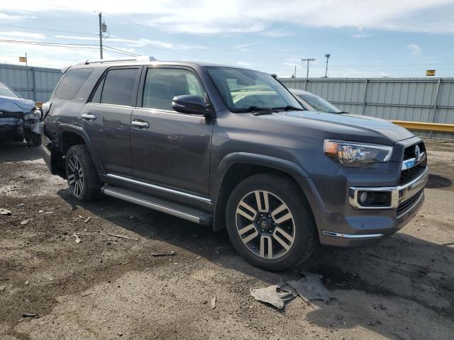JTEBU5JRXJ5510590 - 2018 TOYOTA 4RUNNER SR5/SR5 PREMIUM GRAY photo 4