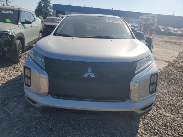 JA4APUAU3NU017068 - 2022 MITSUBISHI OUTLANDER ES SILVER photo 5