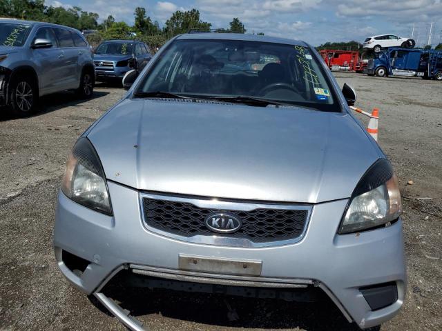 KNADH5A35B6799819 - 2011 KIA RIO BASE SILVER photo 5