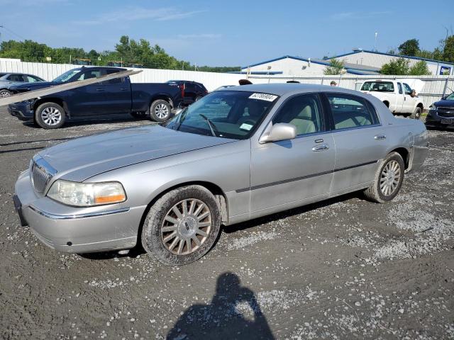 1LNHM81W13Y656038 - 2003 LINCOLN TOWN CAR EXECUTIVE SILVER photo 1