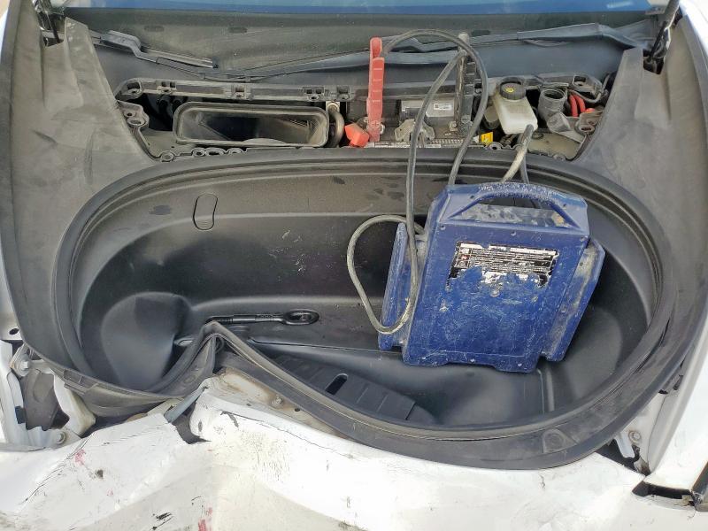 5YJ3E1EA2KF415928 - 2019 TESLA MODEL 3 Ақ фото 11