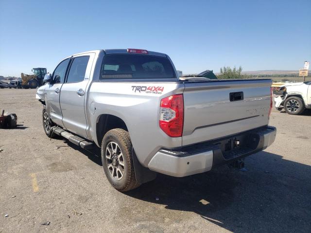 5TFHY5F17JX728366 - 2018 TOYOTA TUNDRA CREWMAX LIMITED SILVER photo 3