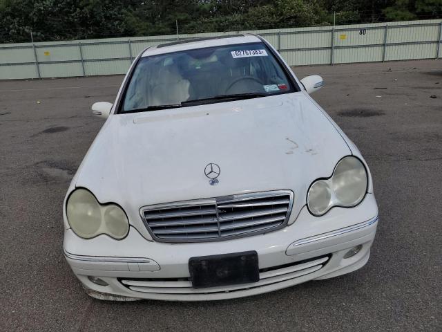 WDBRF81J65F615165 - 2005 MERCEDES-BENZ C 240 4MATIC WHITE photo 5