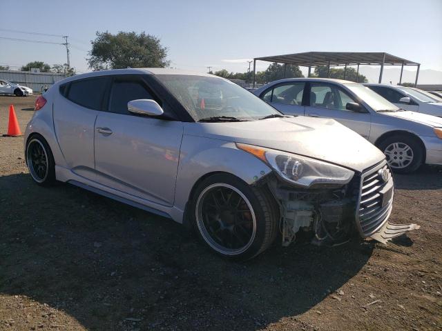 KMHTC6AE5GU301038 - 2016 HYUNDAI VELOSTER TURBO SILVER photo 4