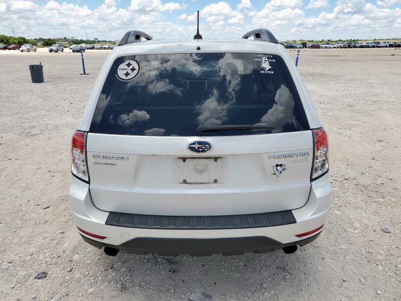 JF2SHAEC1DH418229 - 2013 SUBARU FORESTER LIMITED Weiß Foto 6