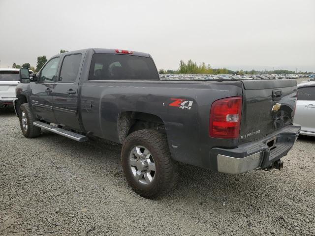 1GC1KXC88BF171152 - 2011 CHEVROLET SILVERADO K2500 HEAVY DUTY LT GRAY photo 2