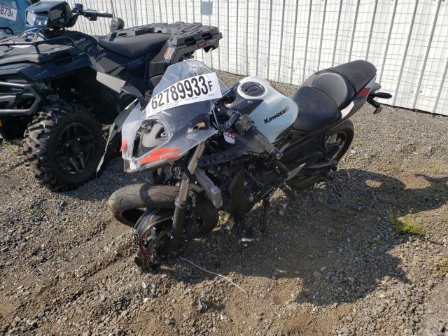 ML5EXER18PDA90461 - 2023 KAWASAKI EX650 R Argent photo 2