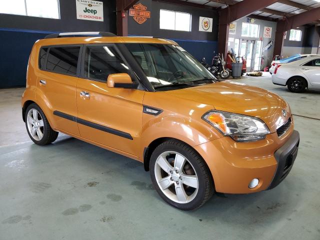 KNDJT2A23A7058832 - 2010 KIA SOUL + ORANGE photo 4