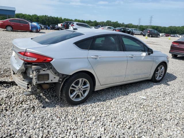 3FA6P0HDXJR267909 - 2018 FORD FUSION SE ვერცხლისფერი ფოტო 3