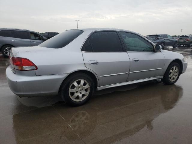 JHMCG55631C000463 - 2001 HONDA ACCORD EX SILVER photo 3