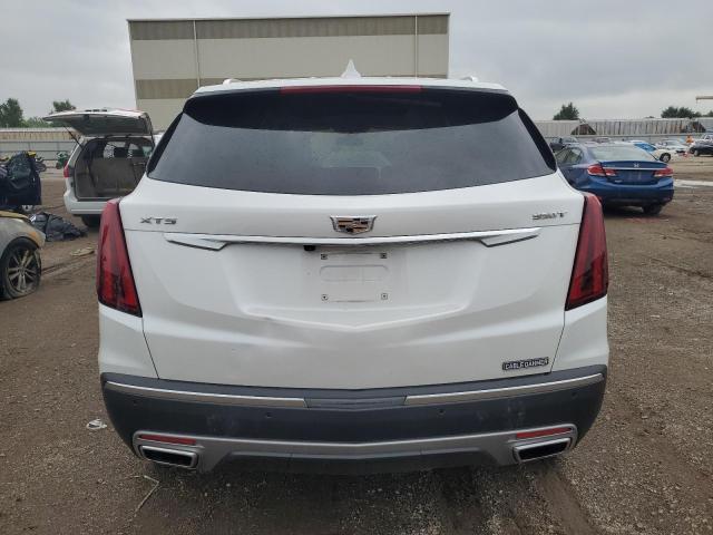 1GYKNCR46MZ136615 - 2021 CADILLAC XT5 PREMIUM LUXURY WHITE photo 6