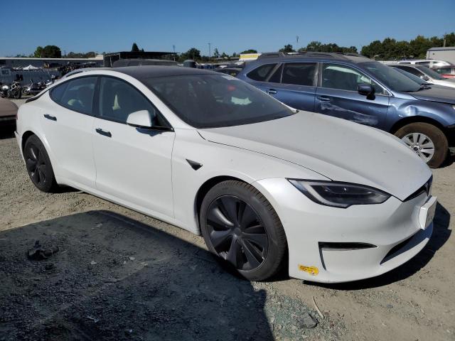 5YJSA1E65MF447357 - 2021 TESLA MODEL S თეთრი ფოტო 4