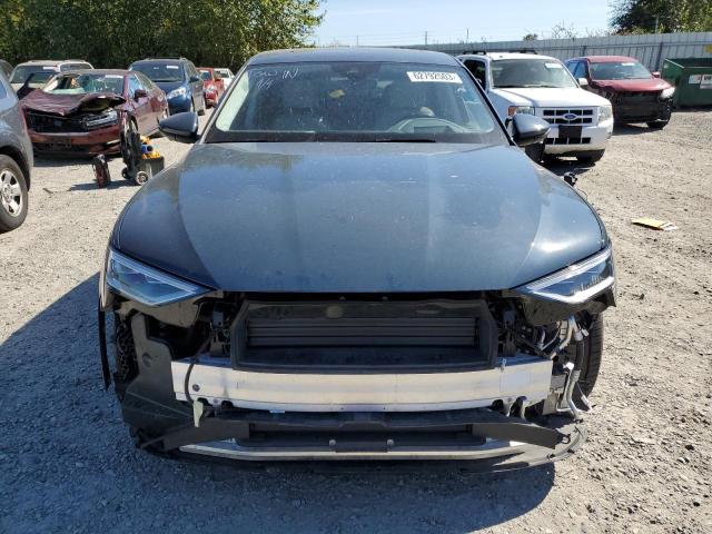 WA13ABGE3NB008610 - 2022 AUDI E-TRON SPORTBACK PRESTIGE BLUE photo 5