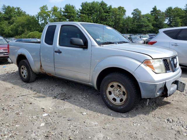 1N6BD06T15C464111 - 2005 NISSAN FRONTIER KING CAB XE SILVER photo 4