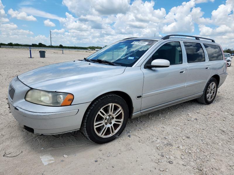 2006 VOLVO V70, 