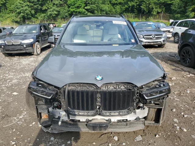 5UX23EM06R9U22644 - 2024 BMW X7 XDRIVE40I GRAY photo 5