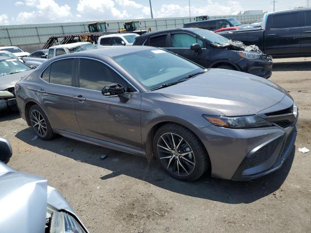 4T1G11AK7PU773547 - 2023 TOYOTA CAMRY SE NIGHT SHADE GRAY photo 4