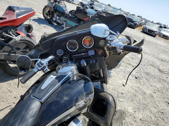 1HD1FCW3X3Y604004 - 2003 HARLEY-DAVIDSON FLHTCUI 黑色 照片 8