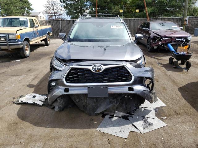 5TDGZRBHXMS557349 - 2021 TOYOTA HIGHLANDER XLE SILVER photo 5