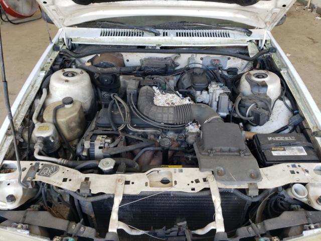 1G1JC1440P7208212 - 1993 CHEVROLET CAVALIER VL WHITE photo 11