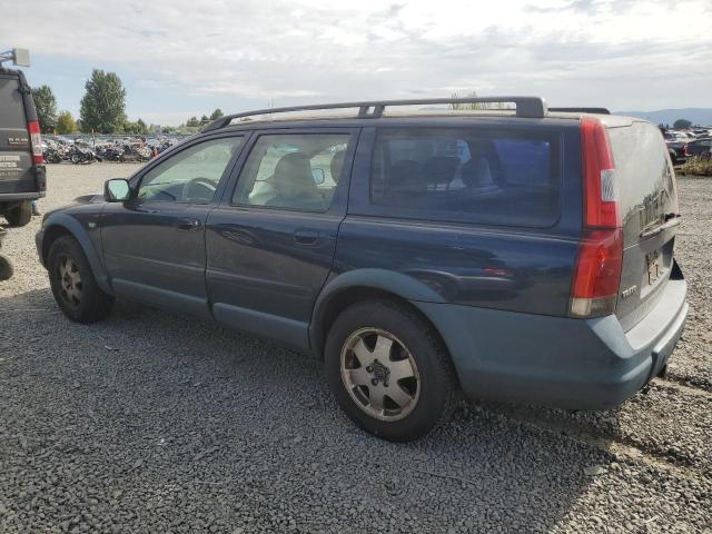 YV1SZ58D321076631 - 2002 VOLVO V70 XC BLUE photo 2