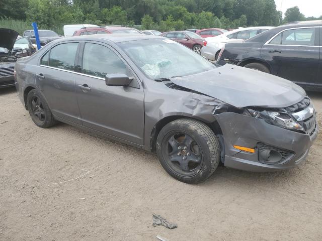 3FAHP0HG9BR196125 - 2011 FORD FUSION SE GRAY photo 4