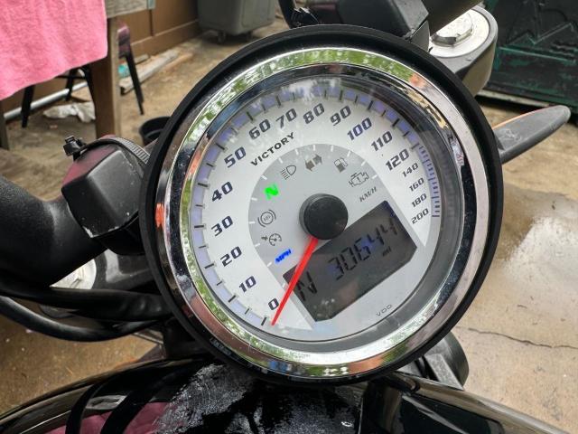 5VPMB36N4D3012366 - 2013 VICTORY MOTORCYCLES JUDGE BLACK photo 8