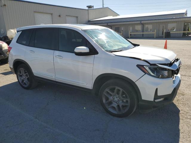 5FNYF8H53PB015085 - 2023 HONDA PASSPORT EXL WHITE photo 4