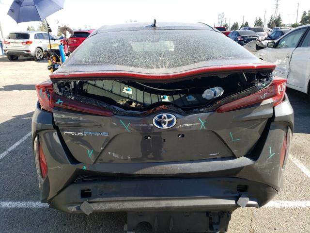 JTDKARFP6H3010735 - 2017 TOYOTA PRIUS PRIM ნაცრისფერი ფოტო 6