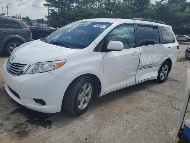 5TDKK3DC6FS583415 - 2015 TOYOTA SIENNA LE WHITE photo 1