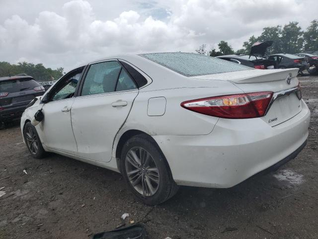 4T1BF1FKXHU421231 - 2017 TOYOTA CAMRY LE WHITE photo 2