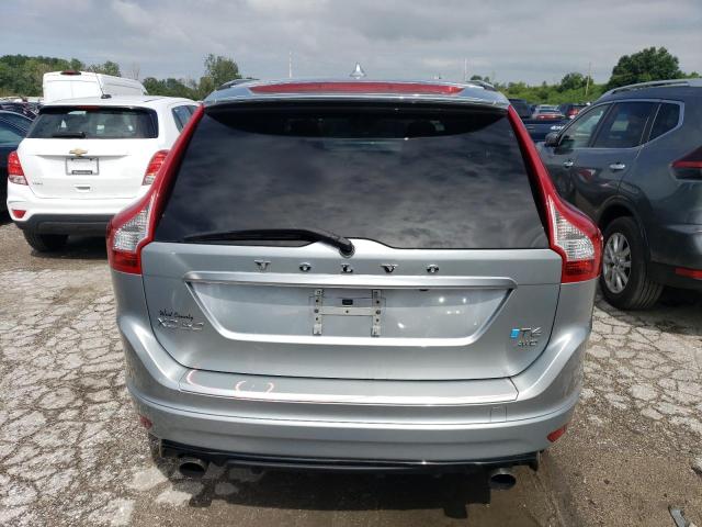 YV449MRS0H2041504 - 2017 VOLVO XC60 T6 R-DESIGN PLATINUM SILVER photo 6