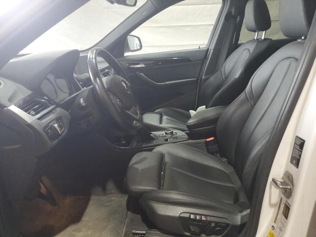 WBXHT3C52K5L89915 - 2019 BMW X1 XDRIVE28I WHITE photo 7