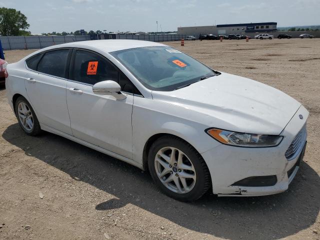 1FA6P0H71G5115152 - 2016 FORD FUSION SE WHITE photo 4