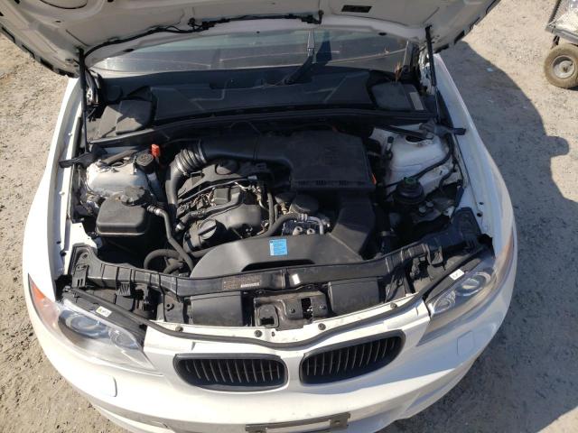 WBAUN7C53BVM25332 - 2011 BMW 135 I WHITE photo 11